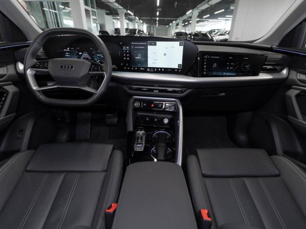 Audi Q5 III с пробегом 2025 года, цена 7 450 000 рублей, 1458 км, внедорожник, Автокод Объявления