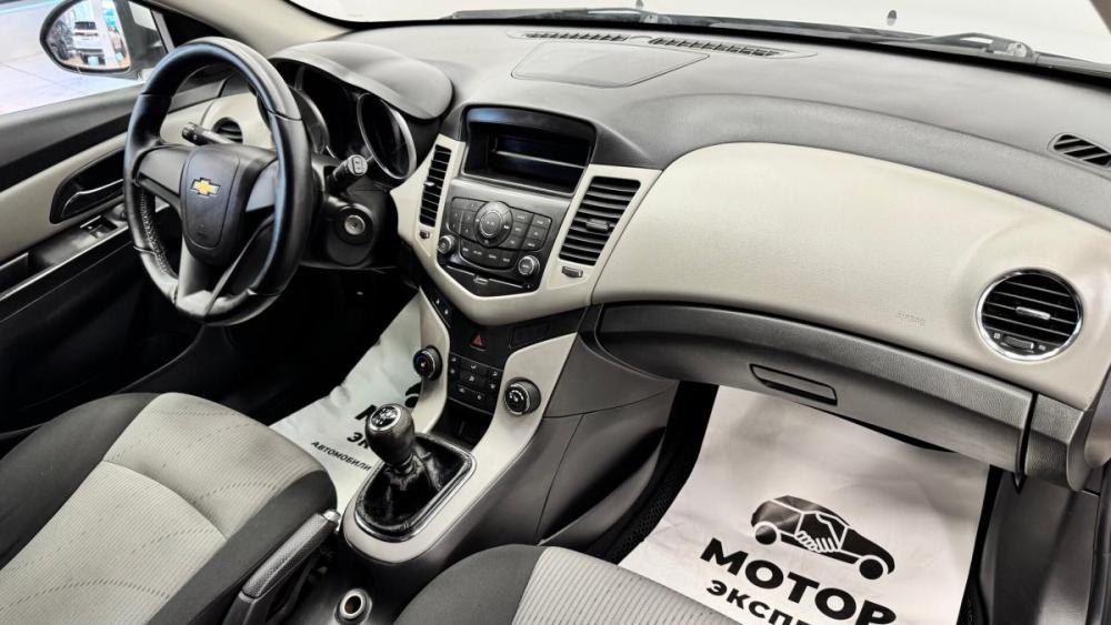 Chevrolet Cruze I Киров  - изображение 7