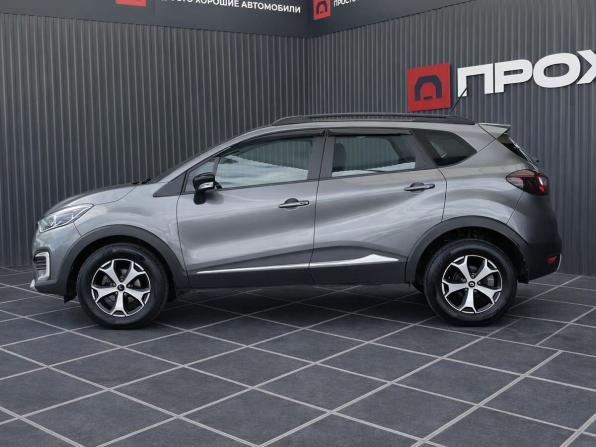 Renault Kaptur I Рестайлинг с пробегом 2021 года, цена 1 637 000 рублей, 79998 км, внедорожник, Автокод Объявления