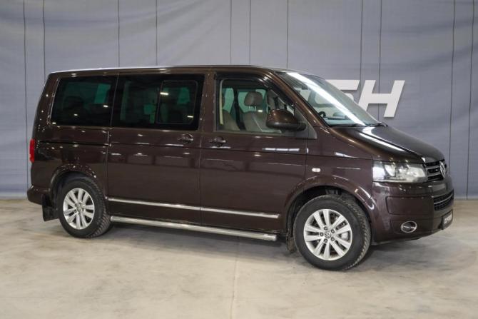 Volkswagen Multivan T5 Рестайлинг с пробегом 2011 года, цена 2 099 000 рублей, 231764 км, минивэн, Автокод Объявления