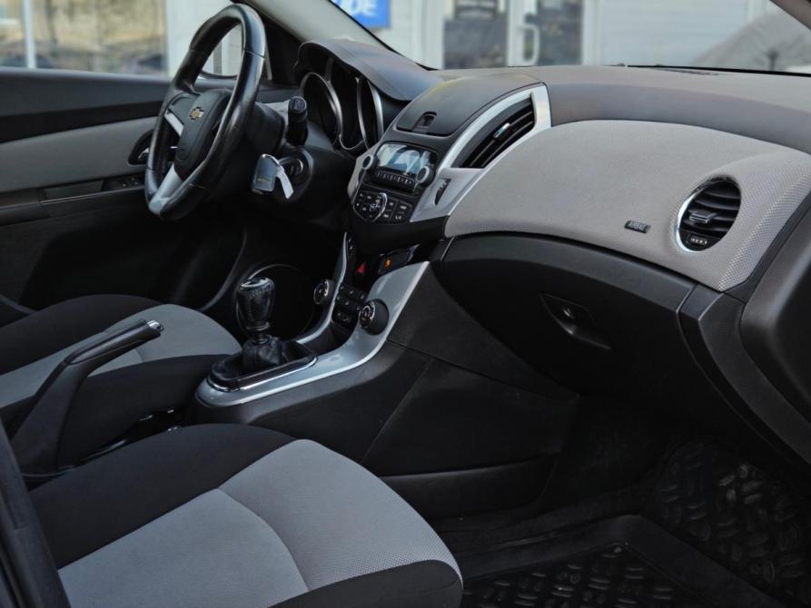 Chevrolet Cruze I Рестайлинг Вологда  - изображение 13