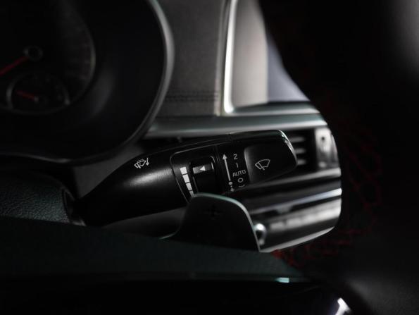 Kia Optima IV Рестайлинг с пробегом 2018 года, цена 1 999 000 рублей, 128704 км, седан, Автокод Объявления