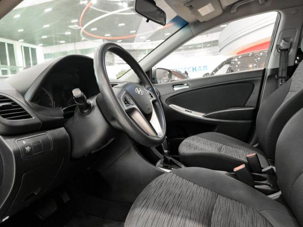 Hyundai Solaris I Рестайлинг с пробегом 2015 года, цена 1 290 000 рублей, 80593 км, хэтчбек, Автокод Объявления