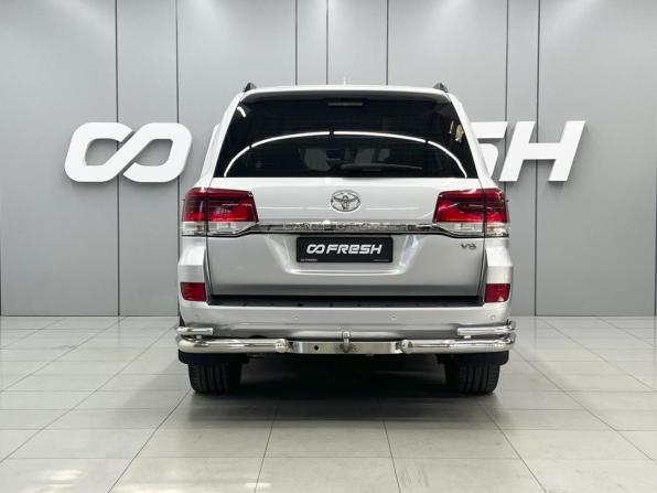 Toyota Land Cruiser 200 Series Рестайлинг 2 с пробегом 2015 года, цена 6 850 000 рублей, 132955 км, внедорожник, Автокод Объявления