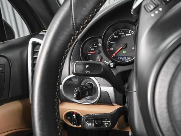 Porsche Cayenne II (958) с пробегом 2014 года, цена 3 715 000 рублей, 235291 км, внедорожник, Автокод Объявления