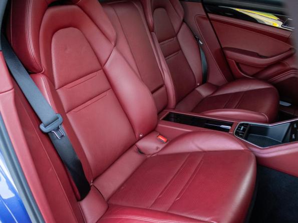 Porsche Panamera II с пробегом 2017 года, цена 6 300 000 рублей, 87240 км, лифтбек, Автокод Объявления