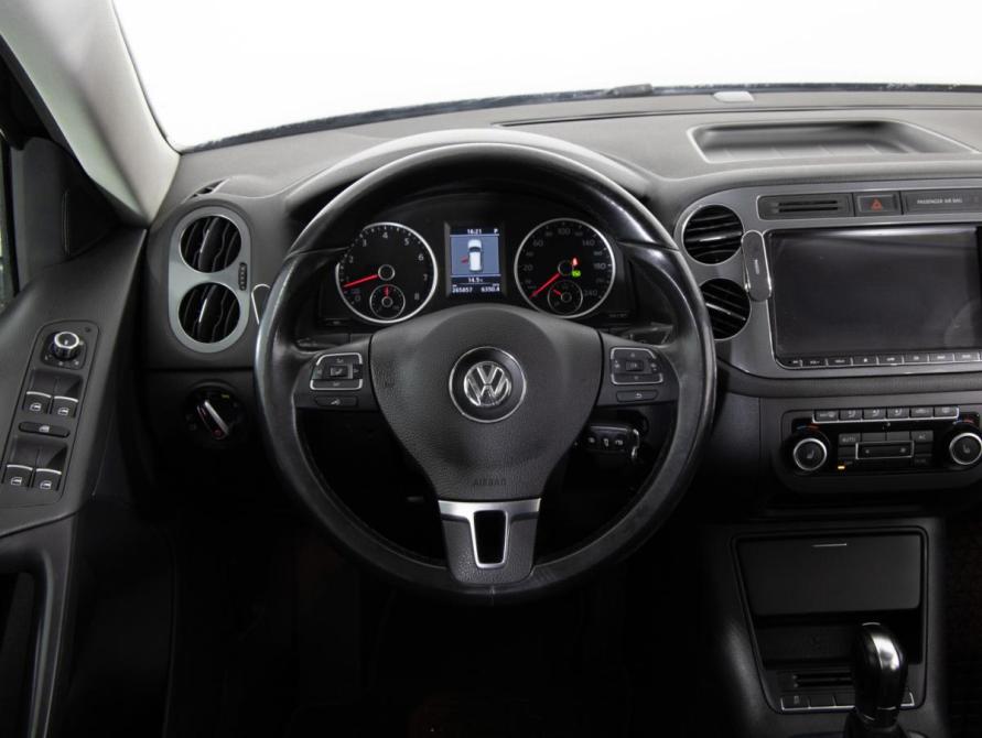 Volkswagen Tiguan I Рестайлинг Санкт-Петербург  - изображение 11