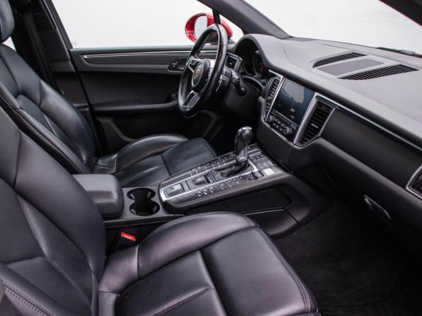 Porsche Macan I Рестайлинг с пробегом 2018 года, цена 3 870 000 рублей, 95000 км, внедорожник, Автокод Объявления