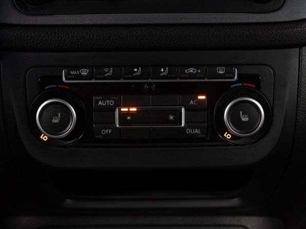 Volkswagen Tiguan I Рестайлинг с пробегом 2012 года, цена 1 099 000 рублей, 221220 км, внедорожник, Автокод Объявления