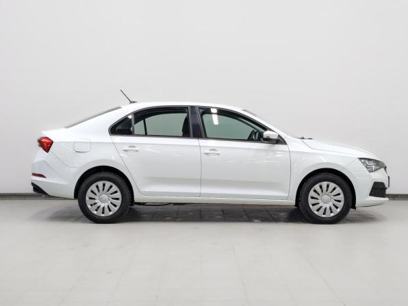 Skoda Rapid II с пробегом 2022 года, цена 1 670 000 рублей, 87379 км, лифтбек, Автокод Объявления