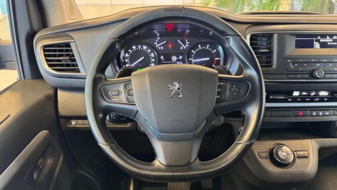 Peugeot Traveller I с пробегом 2018 года, цена 2 330 000 рублей, 181210 км, минивэн, Автокод Объявления