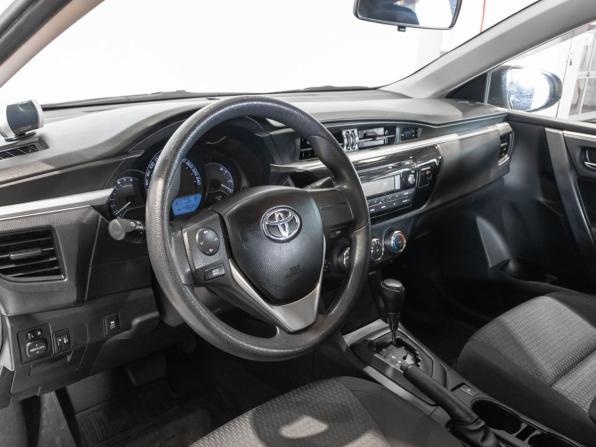 Toyota Corolla XI (E160 E170 E180) с пробегом 2013 года, цена 1 350 000 рублей, 140000 км, седан, Автокод Объявления
