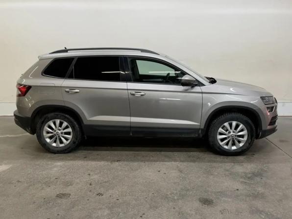 Skoda Karoq I с пробегом 2021 года, цена 2 299 000 рублей, 110000 км, внедорожник, Автокод Объявления