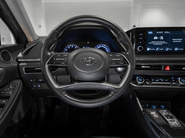 Hyundai Sonata VIII (DN8) с пробегом 2022 года, цена 2 550 000 рублей, 123932 км, седан, Автокод Объявления