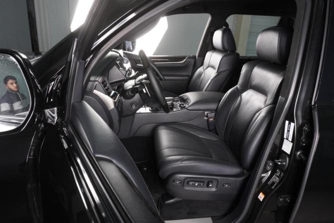 Lexus LX III Рестайлинг 2 с пробегом 2018 года, цена 9 860 000 рублей, 63737 км, внедорожник, Автокод Объявления