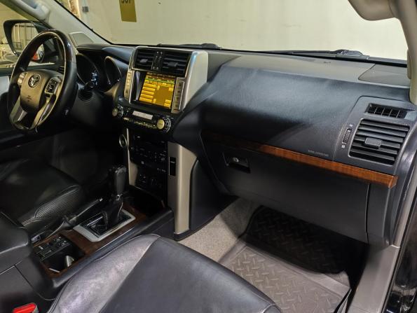 Toyota Land Cruiser Prado 150 Series с пробегом 2009 года, цена 2 190 000 рублей, 198000 км, внедорожник, Автокод Объявления