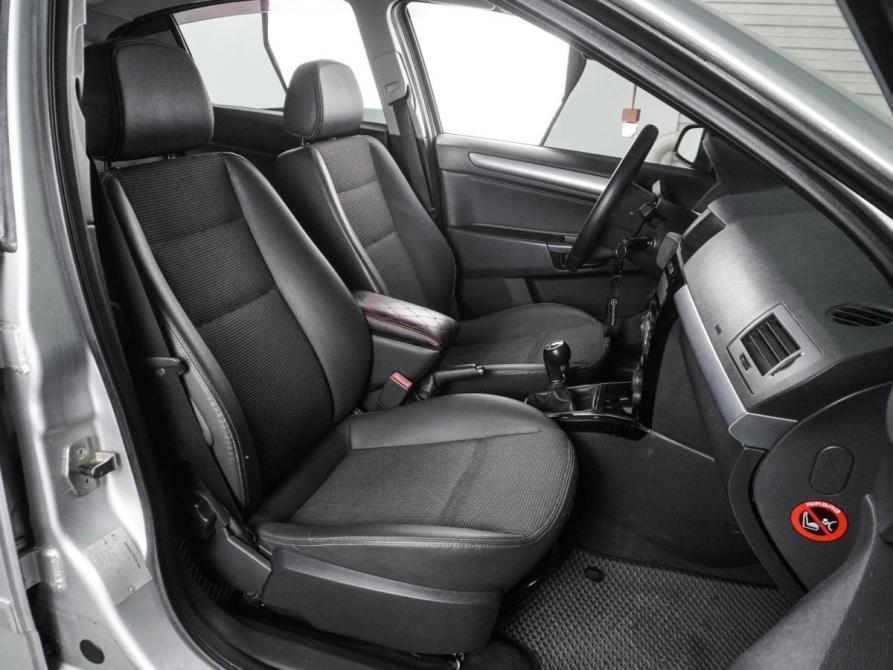 Opel Astra H Рестайлинг Воронеж  - изображение 8