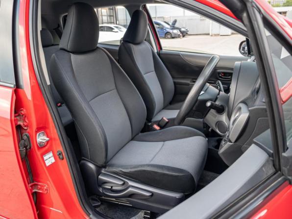 Toyota Vitz III (XP130) с пробегом 2013 года, цена 840 000 рублей, 67122 км, хэтчбек, Автокод Объявления