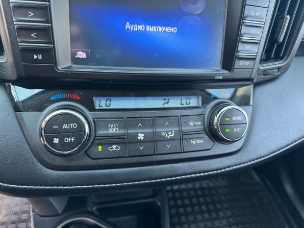 Toyota RAV4 IV (XA40) Рестайлинг с пробегом 2017 года, цена 1 869 000 рублей, 228343 км, внедорожник, Автокод Объявления