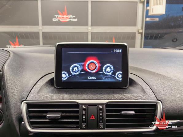 Mazda 3 III (BM) с пробегом 2014 года, цена 1 230 000 рублей, 154000 км, хэтчбек, Автокод Объявления