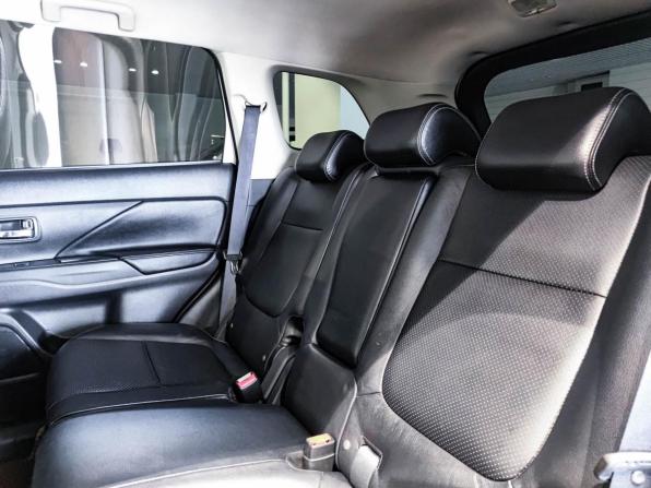 Mitsubishi Outlander III Рестайлинг 2 с пробегом 2016 года, цена 1 460 000 рублей, 176225 км, внедорожник, Автокод Объявления