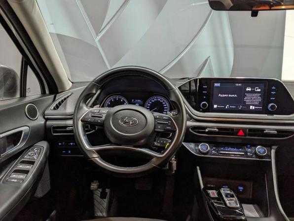 Hyundai Sonata VIII (DN8) с пробегом 2021 года, цена 2 375 000 рублей, 72958 км, седан, Автокод Объявления