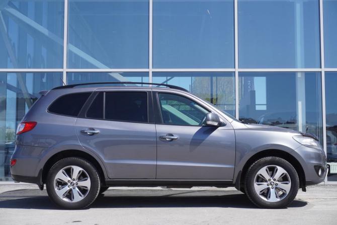 Hyundai Santa Fe II Рестайлинг с пробегом 2012 года, цена 1 245 000 рублей, 307371 км, внедорожник, Автокод Объявления
