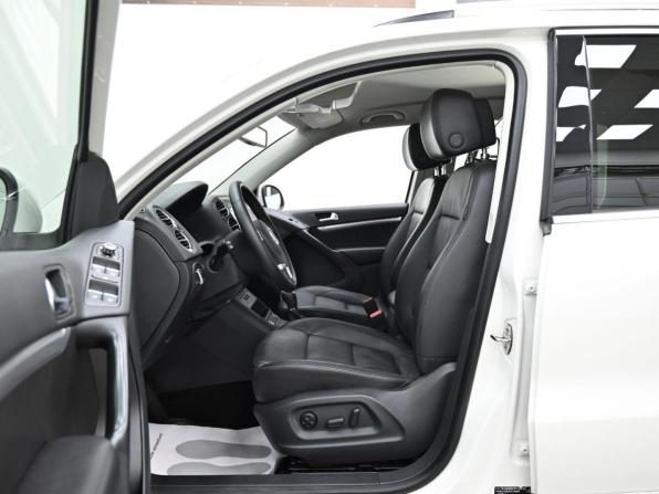 Volkswagen Tiguan I Рестайлинг с пробегом 2013 года, цена 865 000 рублей, 135917 км, внедорожник, Автокод Объявления
