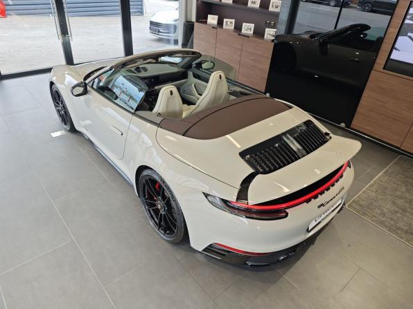 Porsche 911 VIII (992) с пробегом 2023 года, цена 22 890 000 рублей, 18945 км, кабриолет, Автокод Объявления
