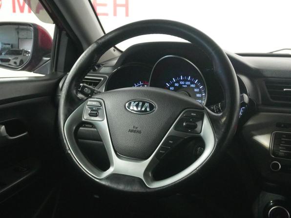 Kia Rio III Рестайлинг с пробегом 2016 года, цена 897 000 рублей, 168769 км, хэтчбек, Автокод Объявления