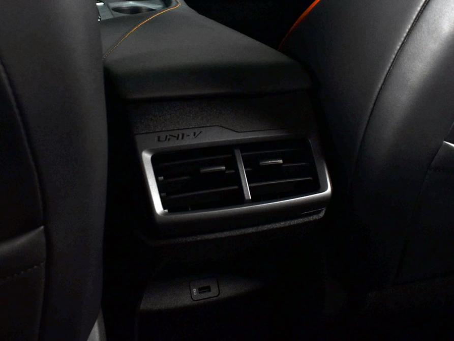 Changan UNI-V I Кемерово  - изображение 17