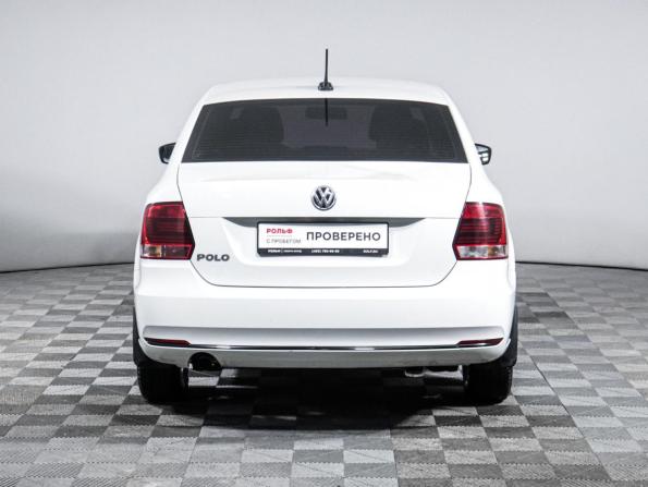Volkswagen Polo V Рестайлинг с пробегом 2018 года, цена 869 000 рублей, 121739 км, седан, Автокод Объявления