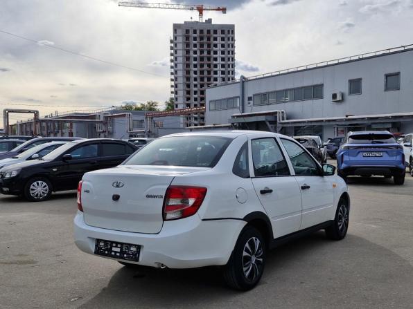 Lada (ВАЗ) Granta I с пробегом 2015 года, цена 445 000 рублей, 93657 км, седан, Автокод Объявления