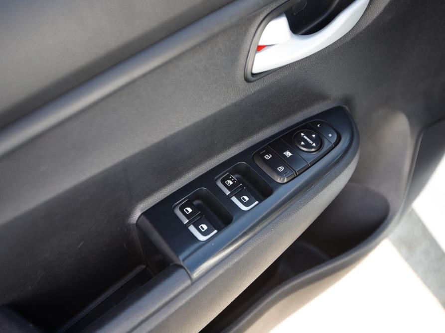 Kia Rio IV Рестайлинг Челябинск  - изображение 13