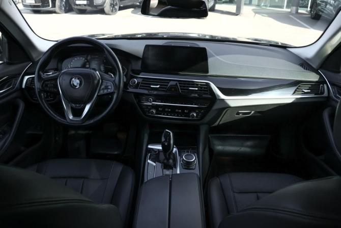 BMW 5 серии VII (G30/G31/G38) Рестайлинг с пробегом 2021 года, цена 2 848 000 рублей, 273713 км, седан, Автокод Объявления