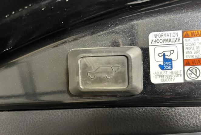 Toyota RAV4 IV (XA40) с пробегом 2015 года, цена 2 650 000 рублей, 76834 км, внедорожник, Автокод Объявления
