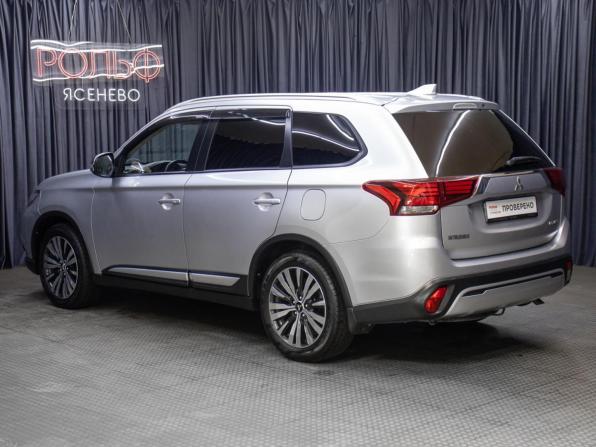 Mitsubishi Outlander III Рестайлинг 3 с пробегом 2019 года, цена 2 498 000 рублей, 75392 км, внедорожник, Автокод Объявления