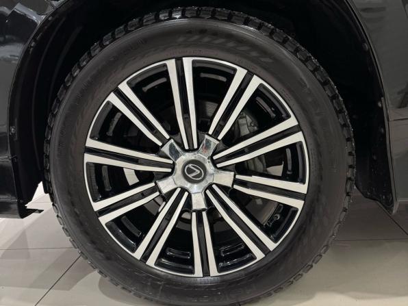 Lexus LX III Рестайлинг 2 с пробегом 2019 года, цена 10 450 000 рублей, 83300 км, внедорожник, Автокод Объявления