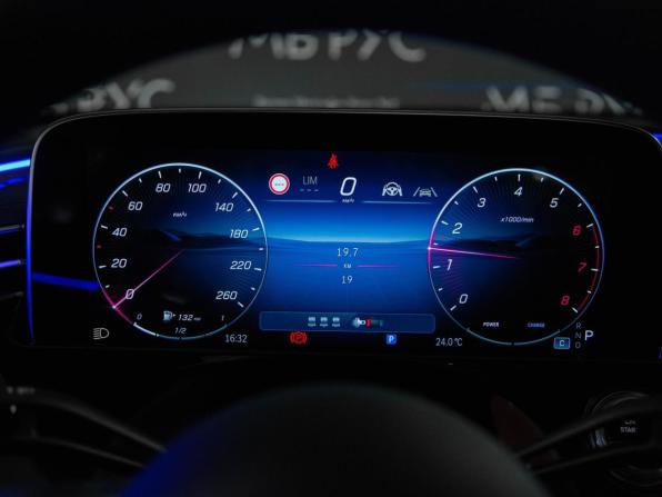 Новый Mercedes-Benz E-Класс VI (W214 S214) 2026 года, цена 9 568 000 рублей, седан, Автокод Объявления