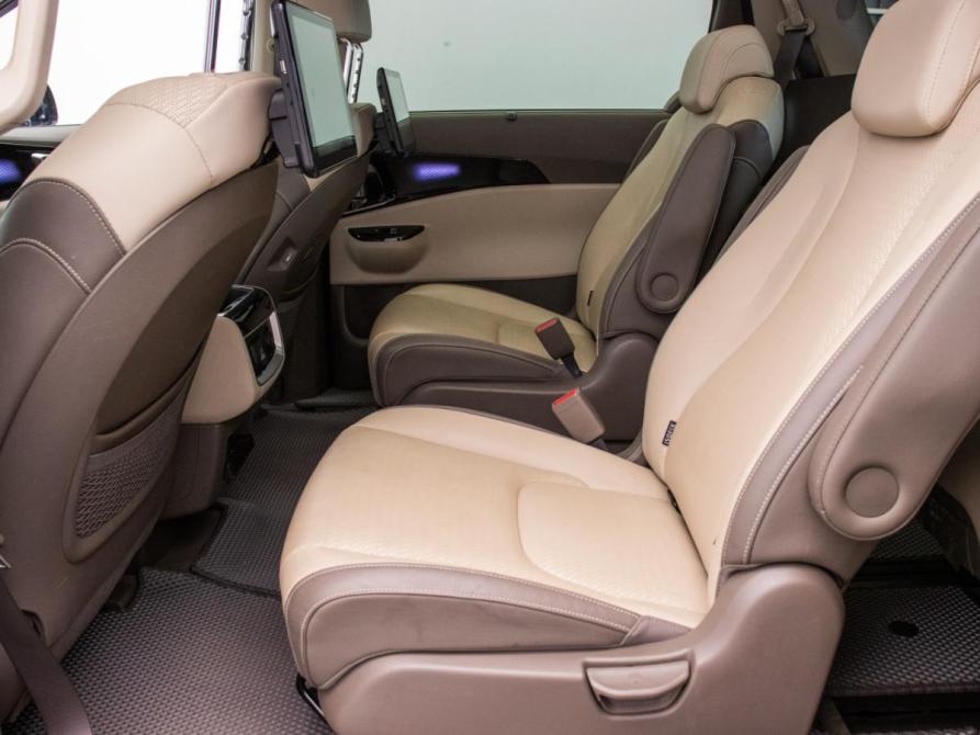 Kia Carnival IV Москва  - изображение 11