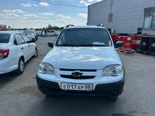 Chevrolet Niva I Рестайлинг с пробегом 2016 года, цена 760 000 рублей, 83000 км, внедорожник, Автокод Объявления