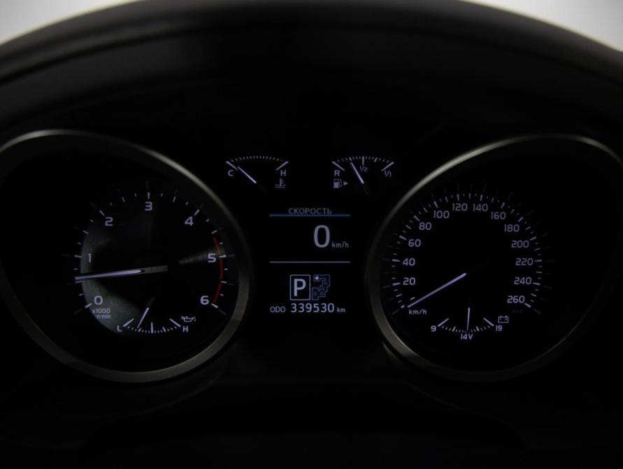Toyota Land Cruiser 200 Series Рестайлинг 1 Санкт-Петербург  - изображение 15