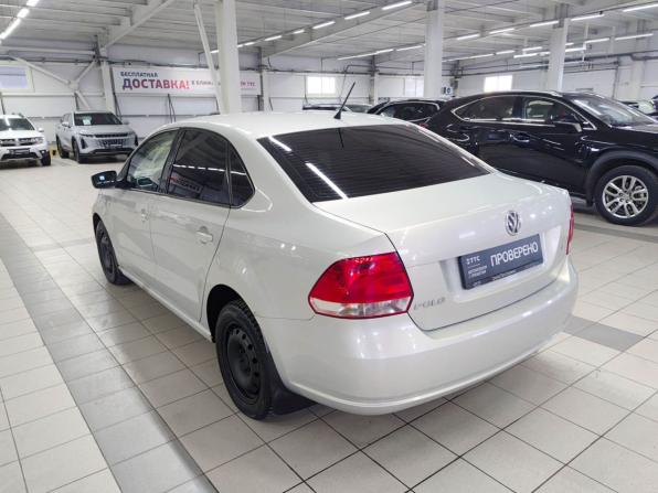 Volkswagen Polo V с пробегом 2013 года, цена 585 000 рублей, 220660 км, седан, Автокод Объявления