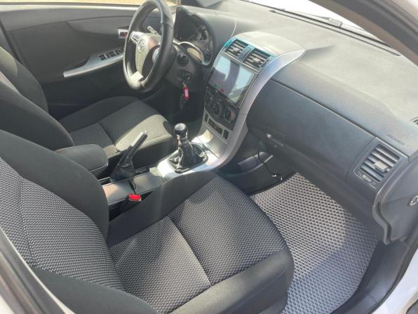 Toyota Corolla X (E140 E150) Рестайлинг с пробегом 2013 года, цена 949 000 рублей, 289375 км, седан, Автокод Объявления