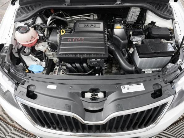 Skoda Rapid I Рестайлинг с пробегом 2019 года, цена 1 421 000 рублей, 117000 км, лифтбек, Автокод Объявления