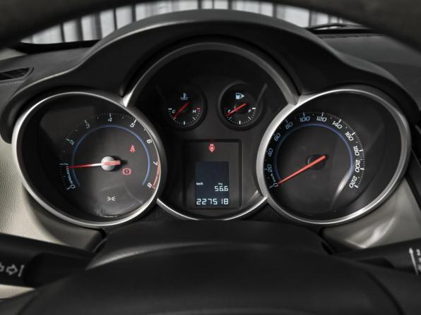 Chevrolet Cruze I Рестайлинг с пробегом 2015 года, цена 750 000 рублей, 227518 км, седан, Автокод Объявления