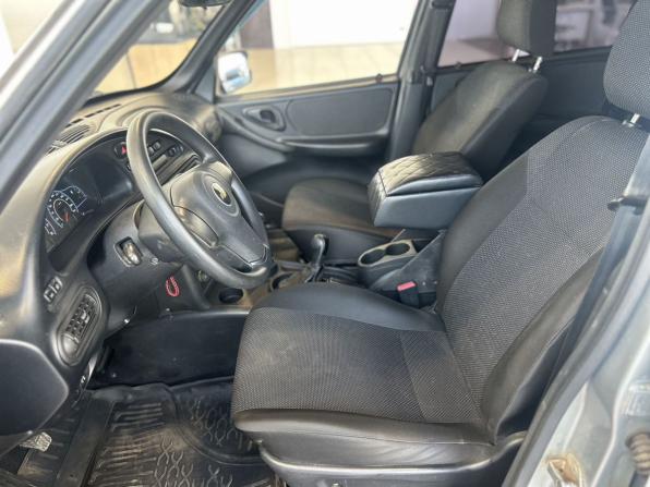 Chevrolet Niva I Рестайлинг с пробегом 2015 года, цена 530 000 рублей, 148893 км, внедорожник, Автокод Объявления