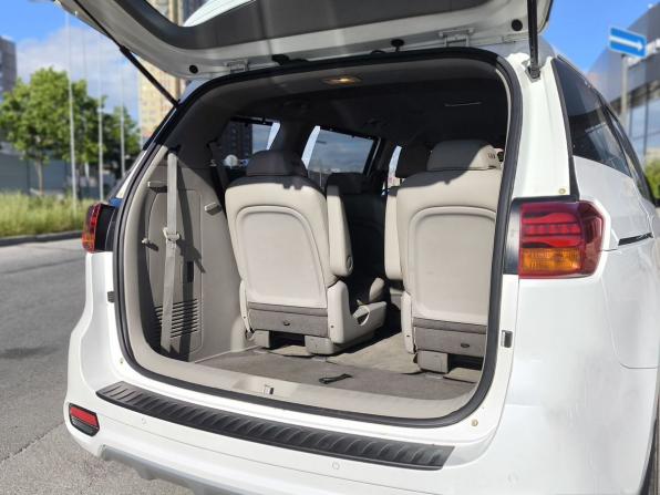Kia Carnival III с пробегом 2018 года, цена 2 900 000 рублей, 97977 км, минивэн, Автокод Объявления