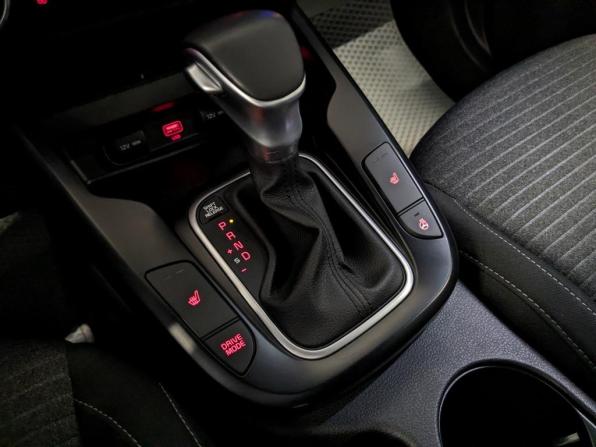 Kia Soul III с пробегом 2021 года, цена 2 200 000 рублей, 70331 км, хэтчбек, Автокод Объявления