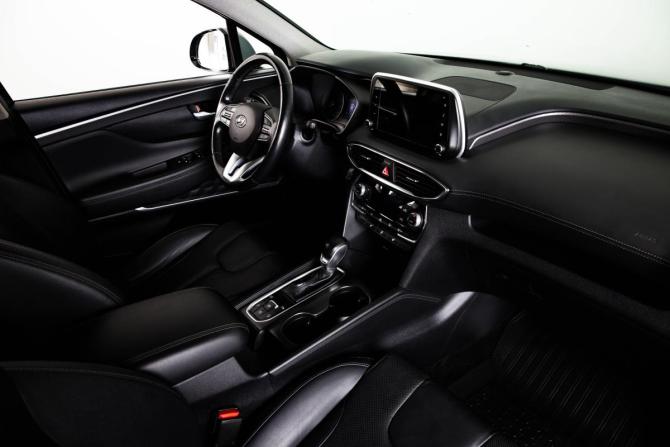 Hyundai Santa Fe IV с пробегом 2019 года, цена 2 799 000 рублей, 160235 км, внедорожник, Автокод Объявления